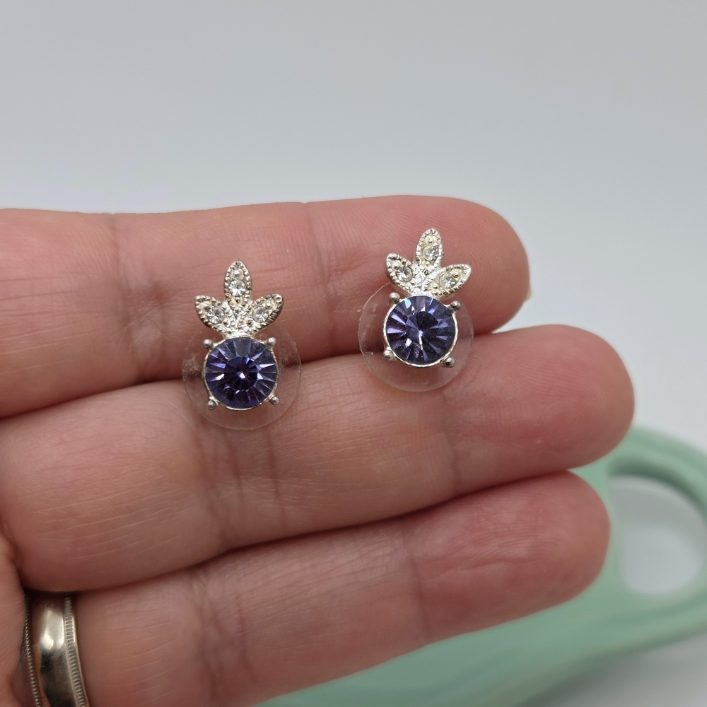 Vintage Napier Earrings Victorian Amethyst Stones Design - Picture 3 of 4